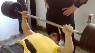 preview picture of video 'niksic 140 kg(308lb.) bench.mp4'
