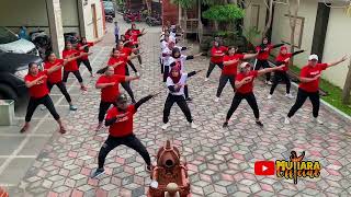Download lagu P Mberottt!!!, Santri pekok remix bantengan, Senam kreasi sanggar mutiara mp3 Download lagu P Mberottt!!!, Santri pekok remix bantengan, Senam kreasi sanggar mutiara mp3
