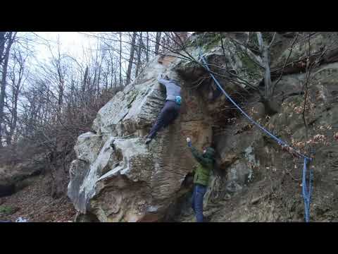 Oituz Bouldering - Death star 6C highball FA