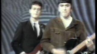 LOS CARDIACOS/LOS FLECHAZOS/COOPER - El pop que llegó de León