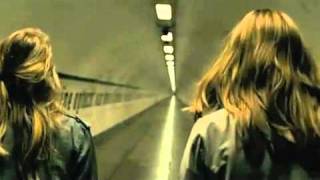 Uh Huh Her - Time Stands Still