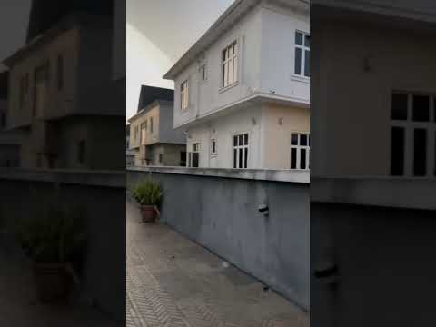 🏡 5-Bedroom Detached House 📍 Location: Royal Garden Estate, just after VGC, Lekki, Lagos