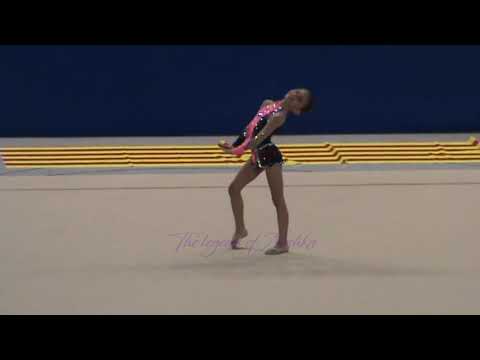 Aleksandra KHUSAINOVA free hands - 2012 Vitry Cup *alevin*