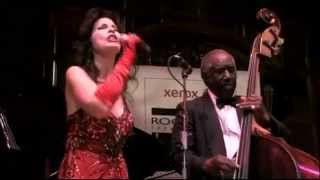 Scat singing & real New Orleans jazz by Julie Jules