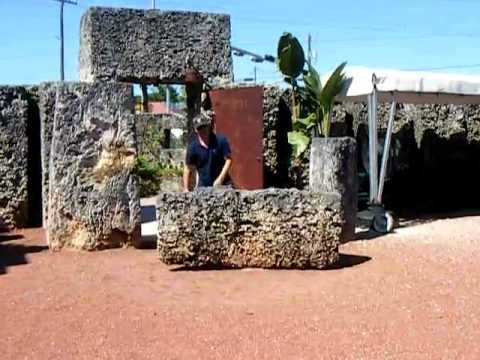 Coral Castle - moving the Three ton gate