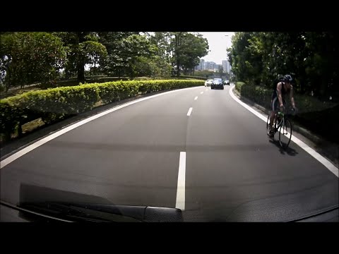 17 April 2016 - Cyclist on CTE