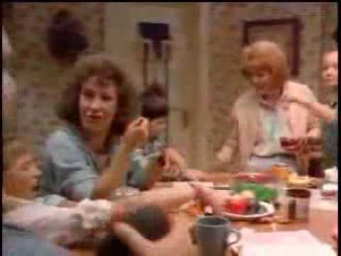 Roseanne Opening Season 1