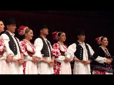 Ansambl Lado - Lijepo pjeva za lugom djevojka