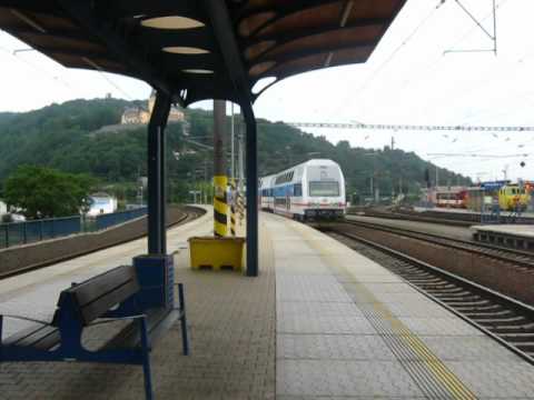 Odjezd vlaku Os 6905 ze stanice Ústí nad Labem hlavní nádraží