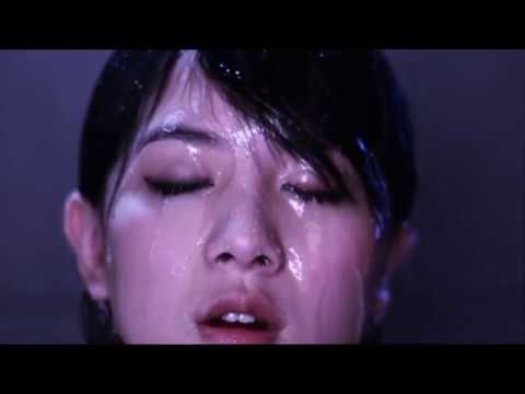 側田 Justin Lo - 愛的習慣 (Official Music Video)