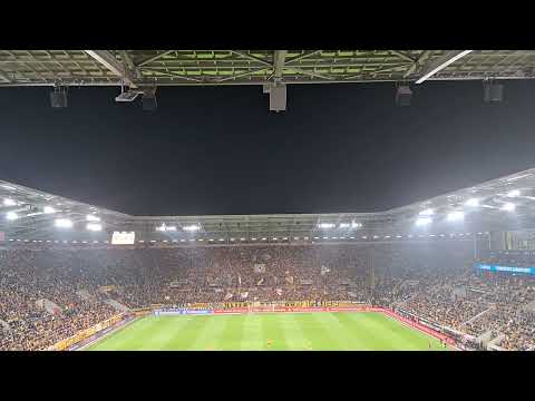 Dynamo gegen Aue...Gesang Aue Schweine 24.9.2023