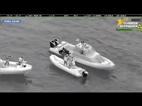 Maxi sequestro di droga a Trapani: 670 chili di hashish, cinque tunisini fermati