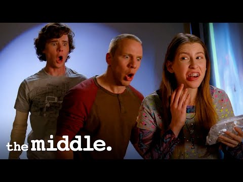 Sue Breaks Up with Darrin After He Punches Her | The Middle