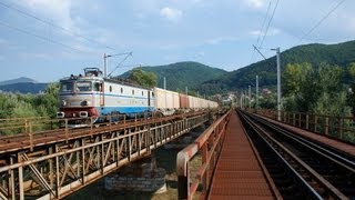 preview picture of video 'Freight train sounds on Mures river / Trenuri de marfa pe valea Muresului  - 25.08.2013'