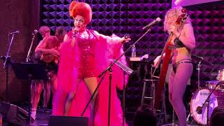 The Skivvies and Sutton Lee Seymour - Planet Schmanet, Janet