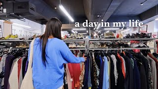 a day in my life VLOG: thrifting, working out, reading, & more