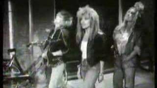 THE STAR SISTERS - ARE YOU READY FOR MY LOVE (video clip)