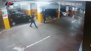 Torino, così la baby gang di un 14enne devastava il parcheggio delle auto