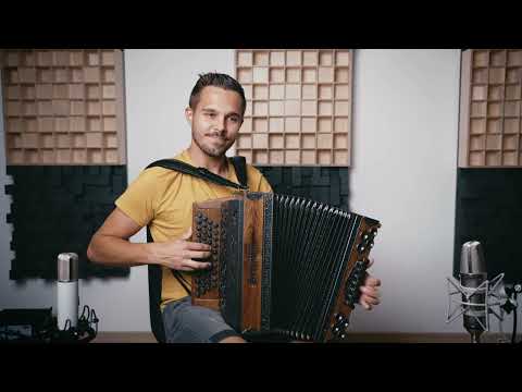 Richi Abenthung spielt „Fürn Vota“ | Steirische Harmonika