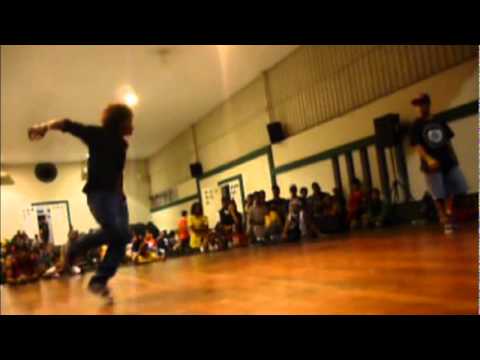 Bboy Junin vs Bboy Niko - Warriors Battle 2012 (FINAL)