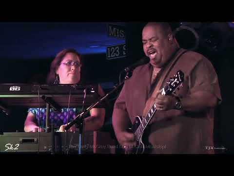Larry McCray Band That's How Strong Live at Club Mississippi 2017 Louisana MO USA