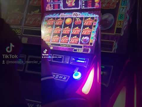 admiral casino old guy win  took money out and went out 👌