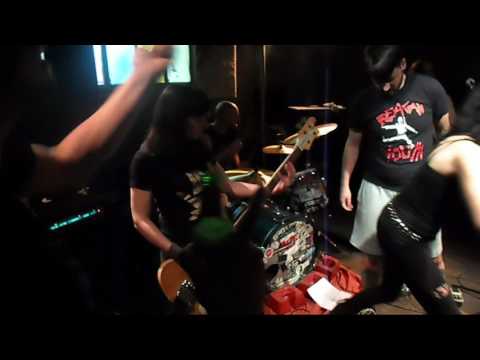 Strong As Ten-Live-Paris-11/06/2016