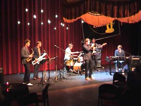 Delmontis Live my Life