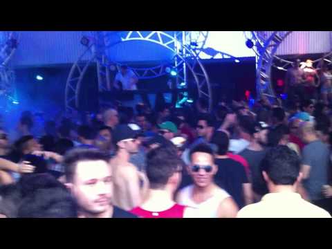 DJ TOMMY LOVE @ The Week - São Paulo/SP