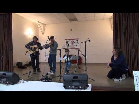 Eric Anderson playing Tom and Jerry ♫ California State Old Time Fiddlers Assoc Dist # 5 ♫