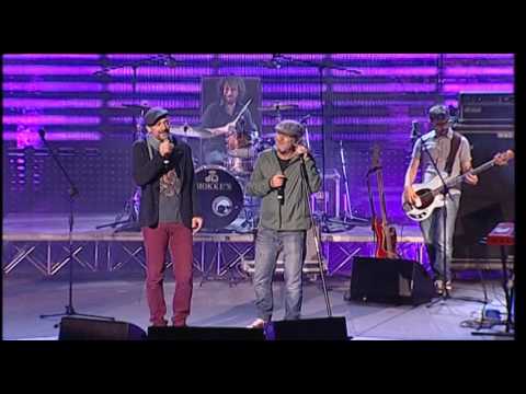 Perturbazione ft. Luca Carboni - I baci vietati - Musicultura 2014