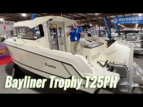 Bayliner Trophy T25 Pilothouse Fishing Boat