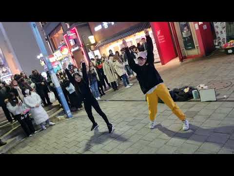 TUESDAY. YU KAGAWA, HYOJIN & SHINHWA. HONGDAE BUSKING.