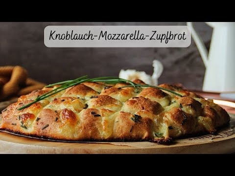 Leckeres Knoblauch-Mozzarella-Brot: Das perfekte Partybrot, Zupfbrot, Grillbeilage, Grillen, einfach