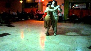 BARBARA FERREYRA Y EXEQUIEL RELMUAN - Milonga con Ana y Luis - Mendoza.