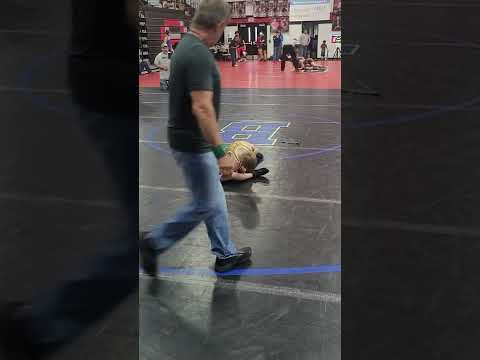 Hais Thao, girl wrestling folkstyle