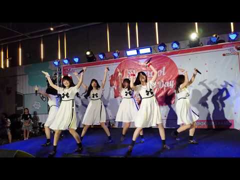 Ameryu : ไปด้วยกัน ( More The Happy ) @ Siamdol Valentine's Day Party - Donki Mall【4K】