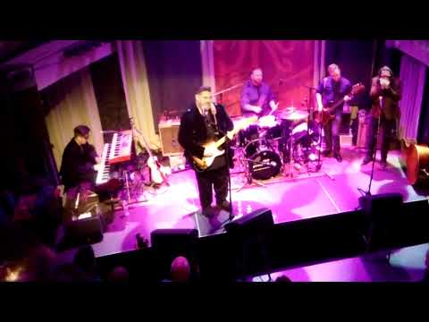 Nick Moss Band feat. Dennis Gruenling "He Walked With Giants" - Alligator Records (LIVE)