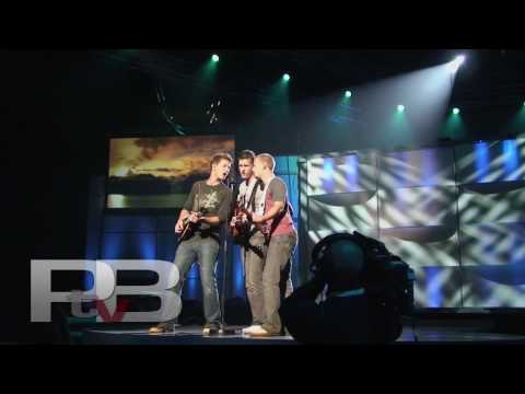 Thumbnail for Behind the scenes with PB at the 2009 Canadian Country Music Awards