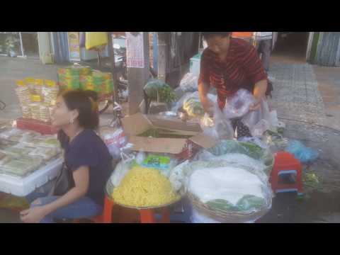 Cambodian Street Food - Mixed Street Food In Phnom Penh - Amazing Food Tour Video