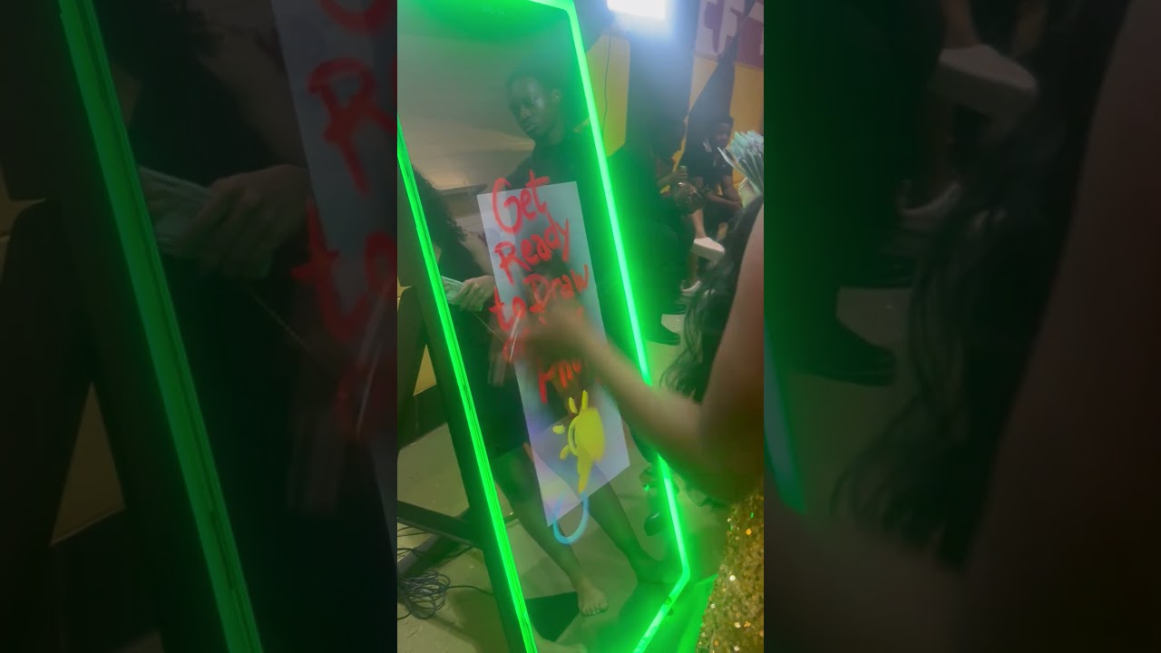 Promotional video thumbnail 2 for Lets KLAM Mirror Photo Booth