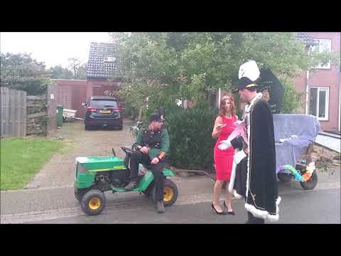 Eckelrade: Aankomst Koning Kees bij feestzaal 2018