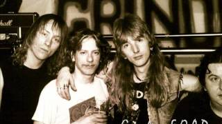 Grinder - F.O.A.D (fuck off and die)