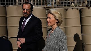 Von der Leyen visita la Línea Verde que separa los 2 Chipres