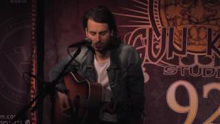 Bobby Bazini &quot;Never Let Go&quot; (Live In Sun King Studio 92 Powered By Klipsch Audio)
