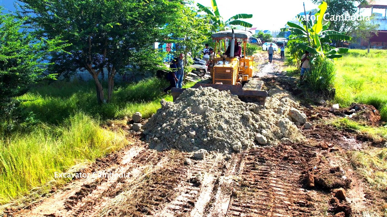 Features of the project run by experts to rebuild roads to make it easier for farmers