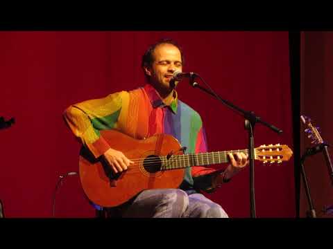 MORENO VELOSO   AMÁNDOTE   240919