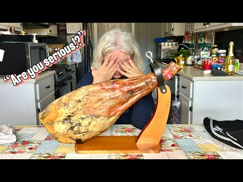 Momma tries a Serrano Ham for the first….and last time 🤣