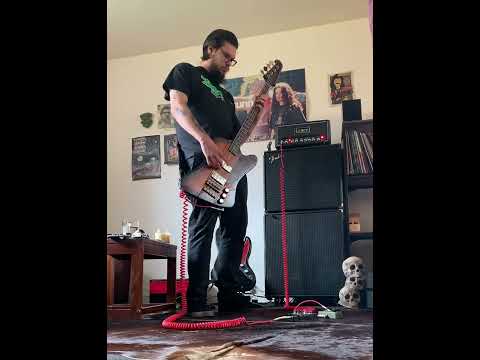 Stoner Doom Jams on Electric Bass