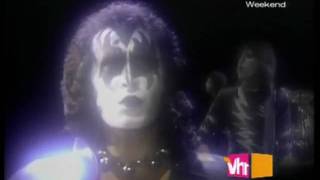 Kiss - A world without heroes
